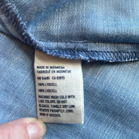 AE chambray blouse - Picture 7 of 7